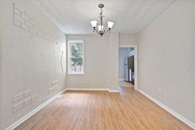 Building Photo - Coming Soon - Spacious 3 Bedroom, 1.5 Bath Home in North York - Central York School District.