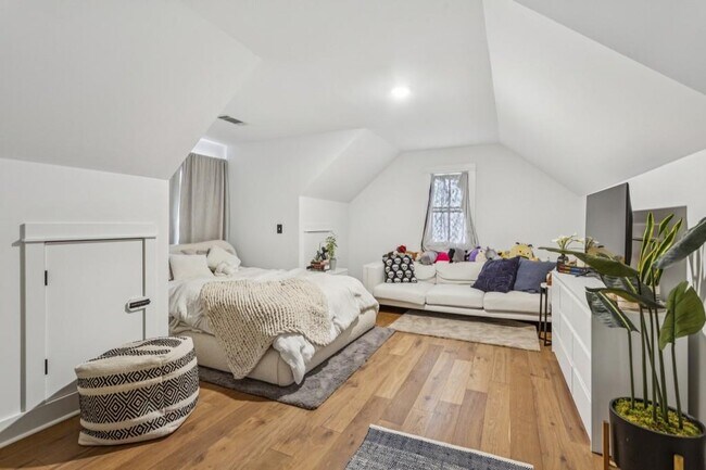 Building Photo - 3346 Kenyon Creek Dr NW