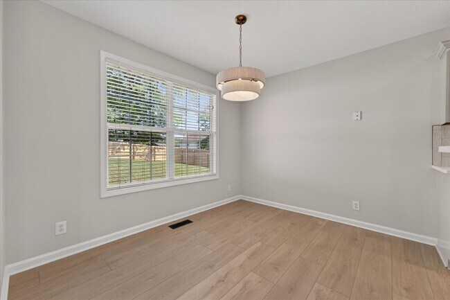 Building Photo - 3109 Holly Point