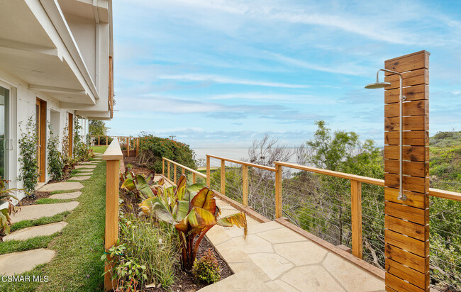 Building Photo - 20762 Rockpoint Way