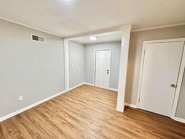 Building Photo - 1234 Whipporwill Cove