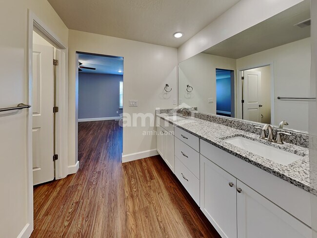 Building Photo - 2373 Buckskin Way