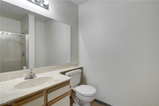 Building Photo - 2200 S Fort Apache Rd