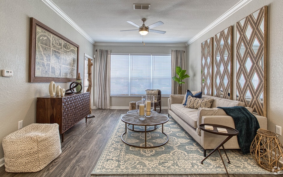 Interior Photo - The Place on Millenia