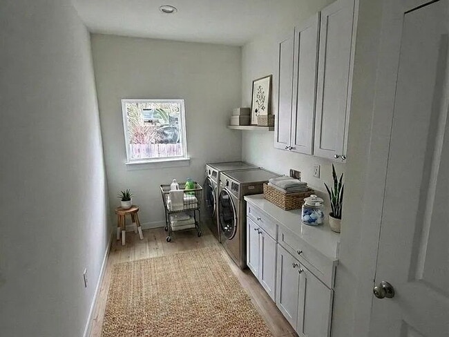 Building Photo - Brand-New St. Pete Home | Modern Coastal Living Near Downtown