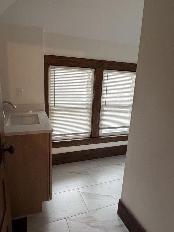 Building Photo - 245 Edgerton St