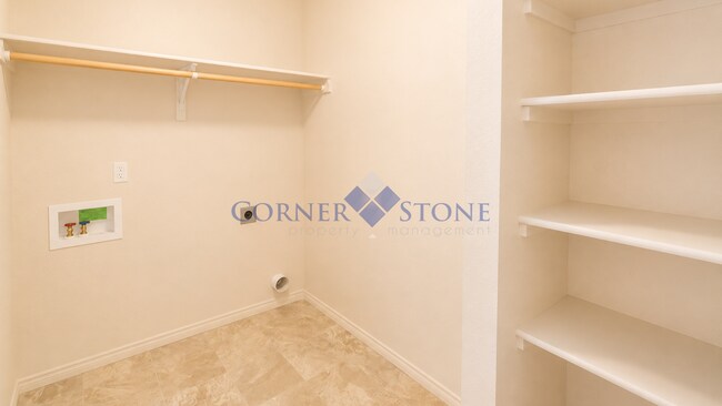 Building Photo - Spacious Home with Fenced Backyard!