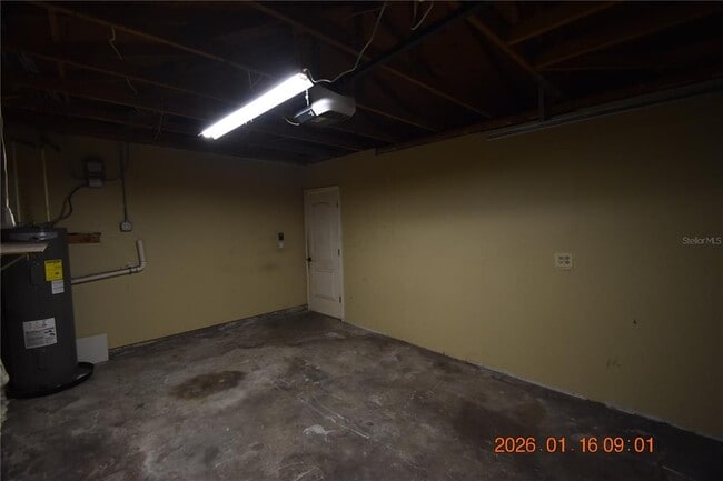 Building Photo - 5824 Grey St