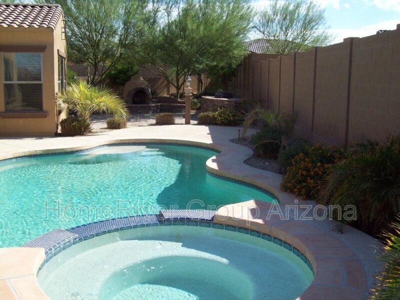 Building Photo - 17953 W Willow Dr