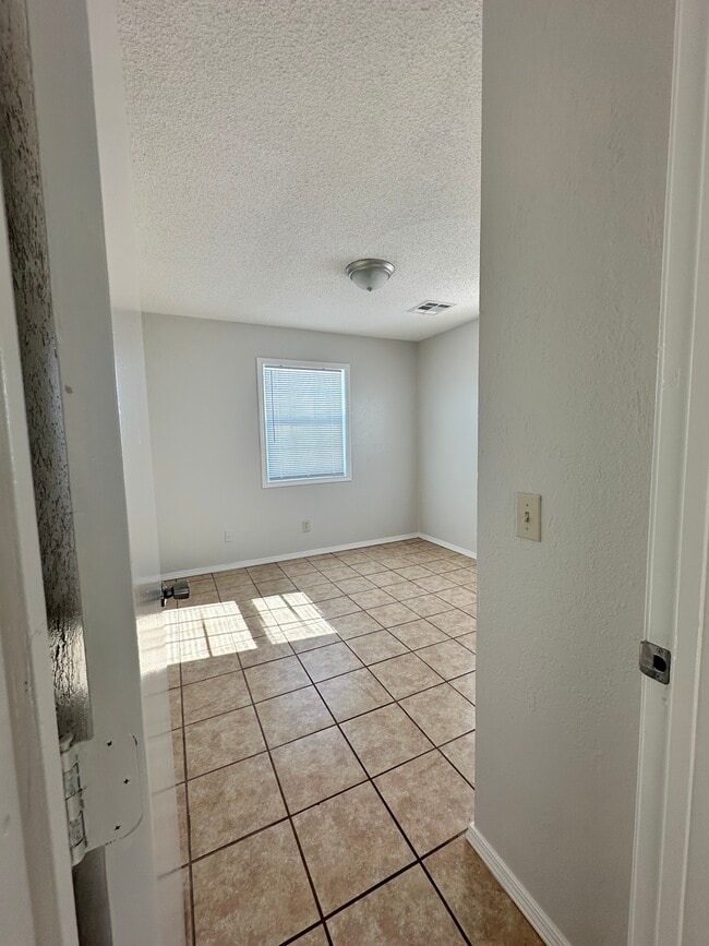 Building Photo - 6321 Johnnie Terrace