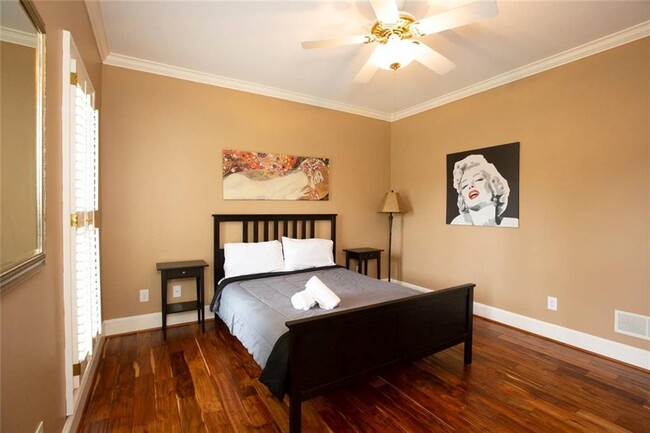 Building Photo - 2531 Old Salem Cir SE