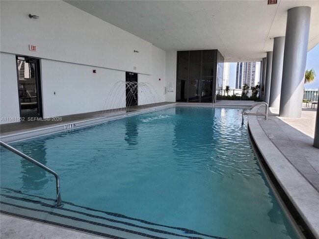 Building Photo - 1600 NE 1st Ave