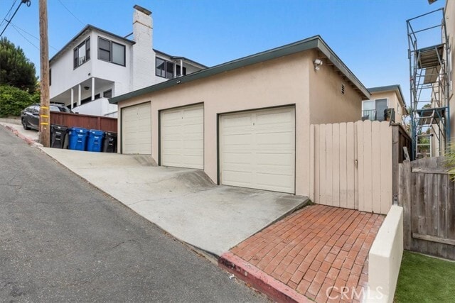 Building Photo - 845 7th St