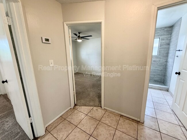 Building Photo - 5694 N 9th St