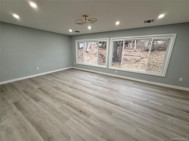 Building Photo - 51 Wileman Ave