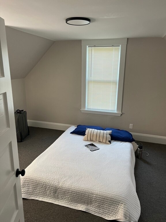 Building Photo - 14 Cotting St