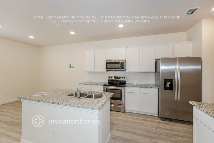 Building Photo - 6416 Blue Trl