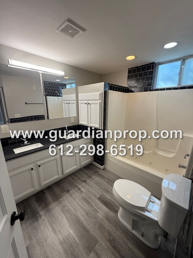 Building Photo - House on Selby Avenue Available Now, HW Fl...