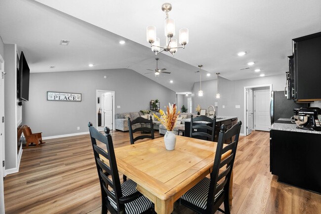 Building Photo - 3 Bedroom Pet Friendly Home For Rent Near ...