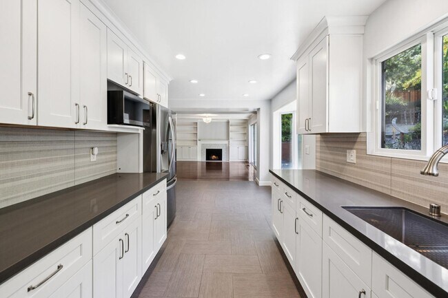 Building Photo - Elegant Two-Story Home with Backyard Oasis...