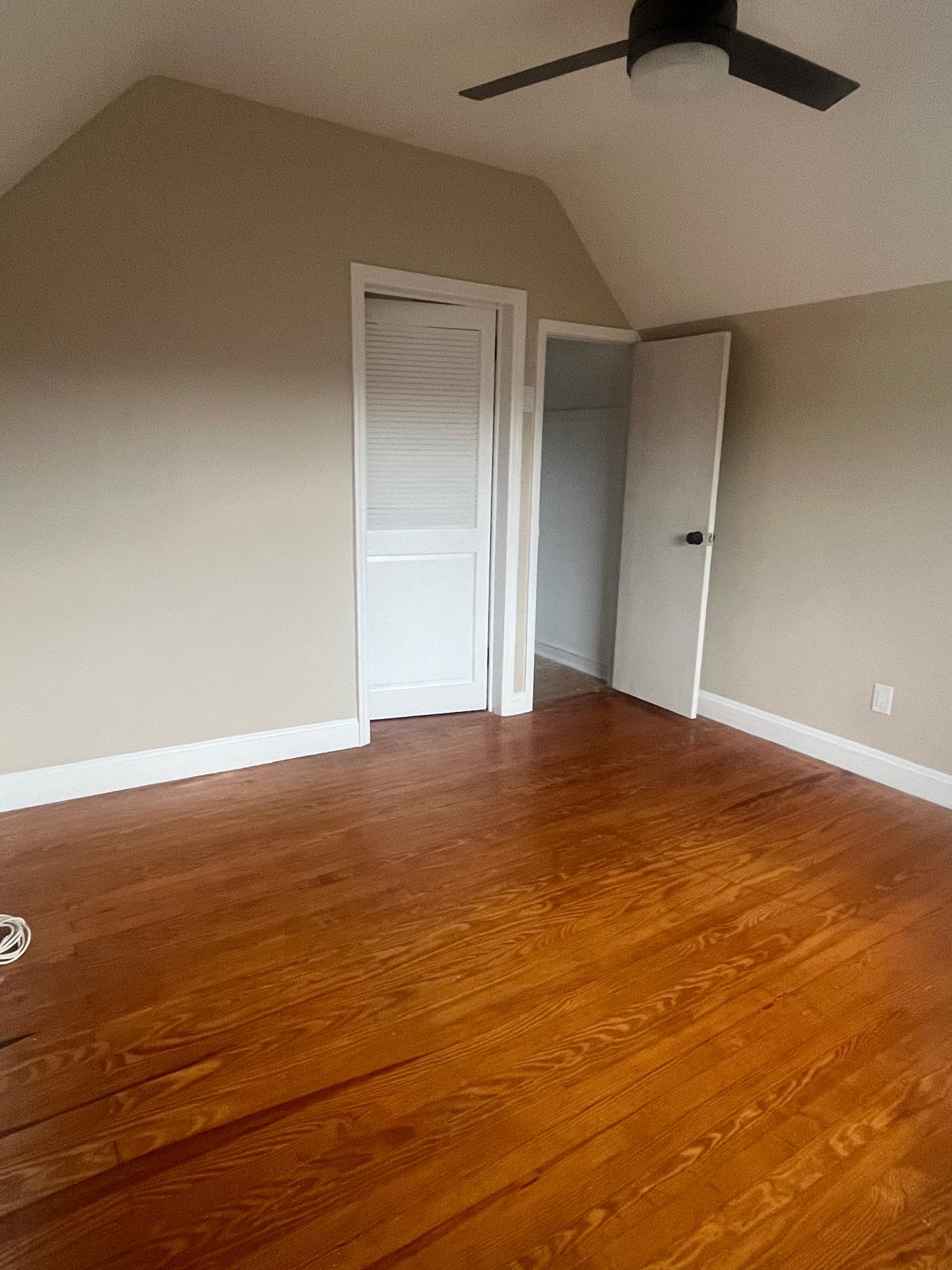 Building Photo - 97 W 54th St