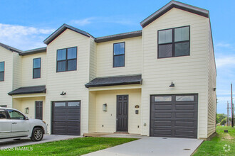 Building Photo - 100 Mary Ann Dr