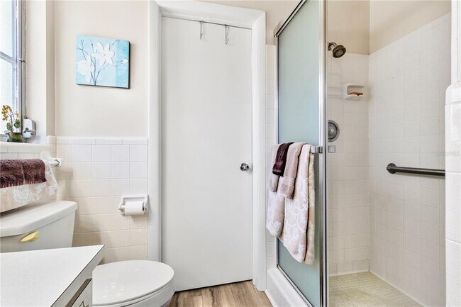 Building Photo - 501 Milwaukee Ave