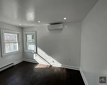 Building Photo - 128 STREET