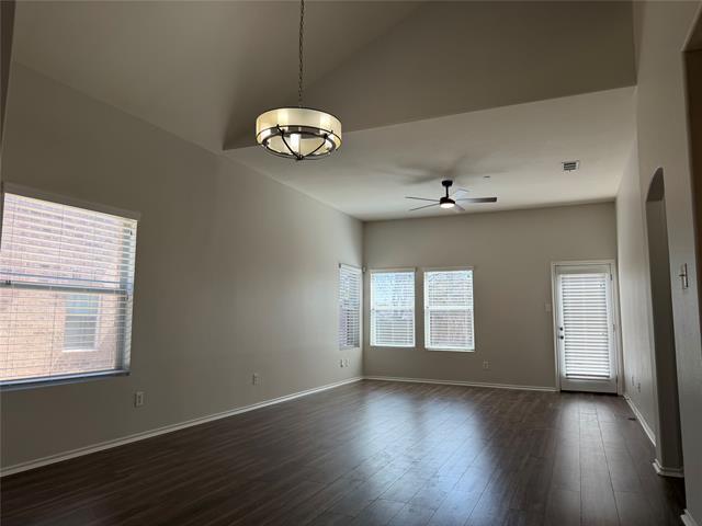 Building Photo - 10035 Wake Bridge Dr