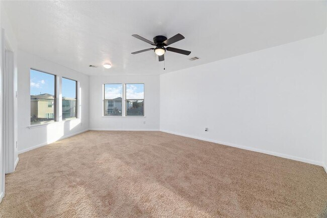 Building Photo - 18703 Clover Nut Ct