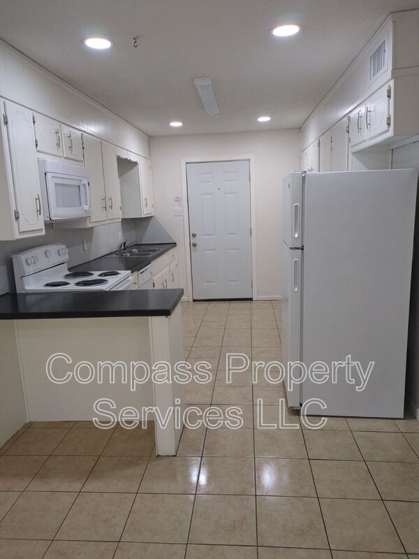 Building Photo - 3019 McFerrin Ave
