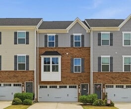 Building Photo - Exclusively Offered by Muse Realty Rentals, LLC