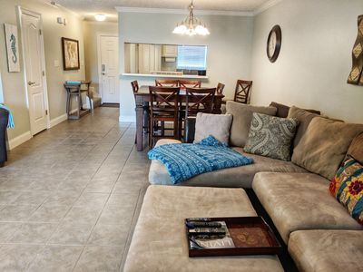 Building Photo - 2704 W 12th St