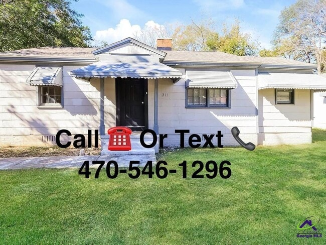 Building Photo - 229 Meadowdale Dr