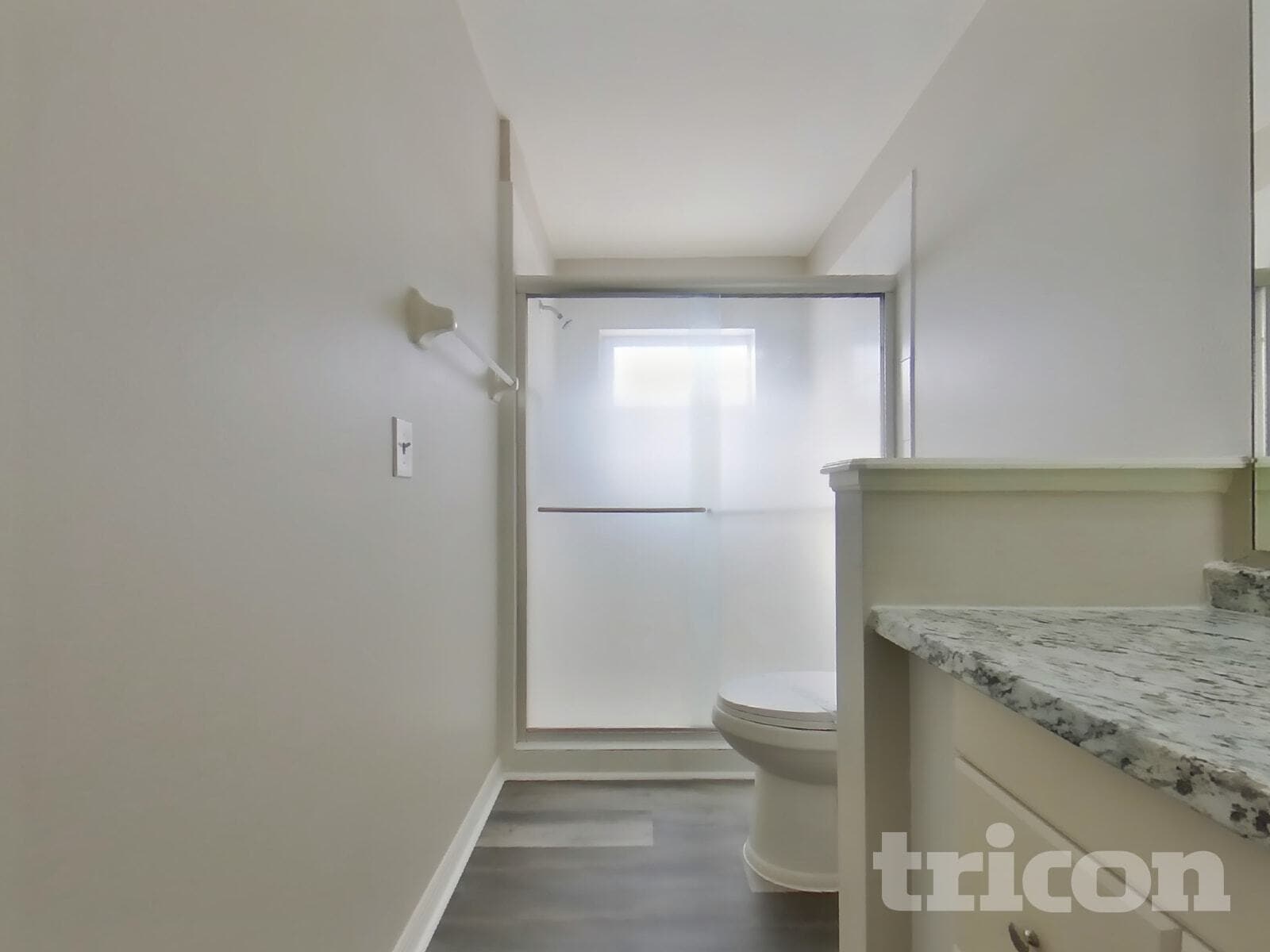 Building Photo - 1998 Grasmere Dr