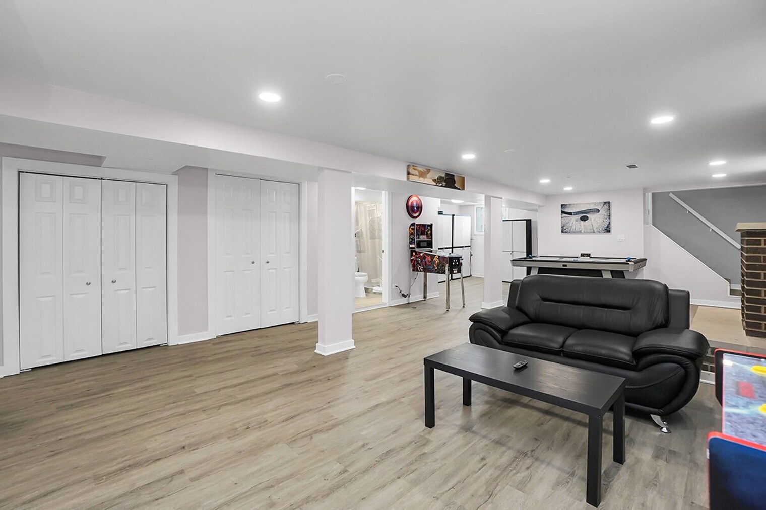 Building Photo - 6059 W 64th St