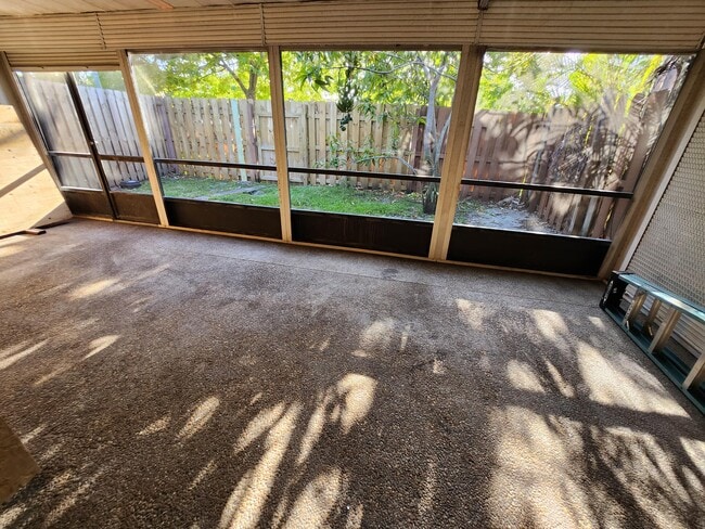 Building Photo - 903 NW 79th Terrace