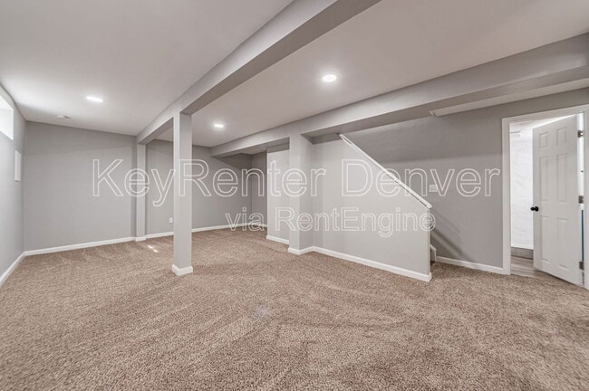 Building Photo - 10300 W 107th Ct