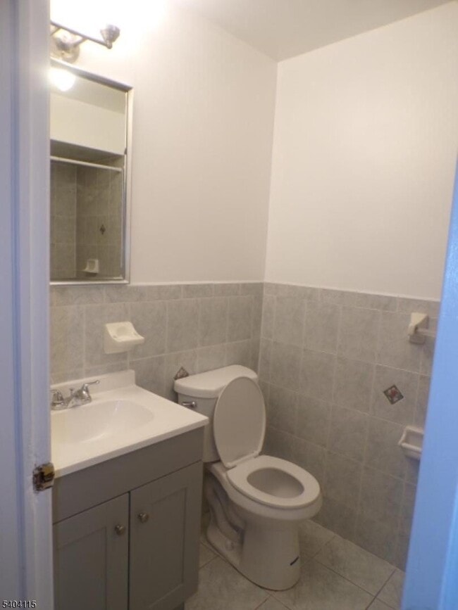 Building Photo - 4 S 11th St