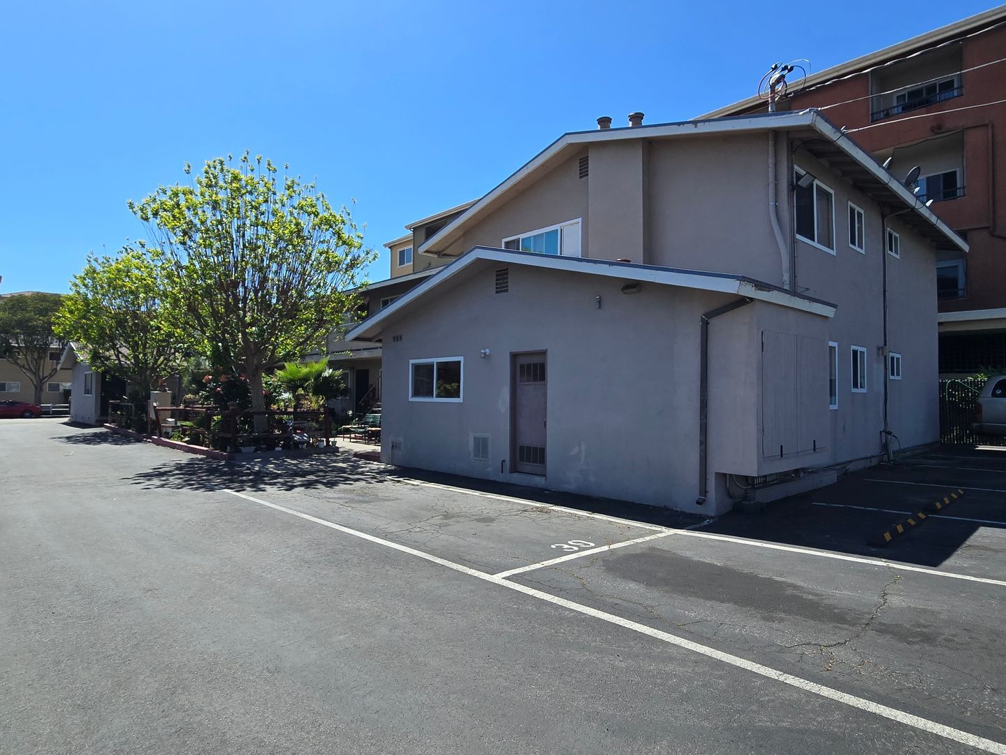 Building Photo - 3579 Agate Dr