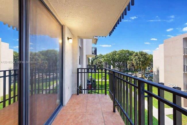 Building Photo - 3581 SW 117th Ave
