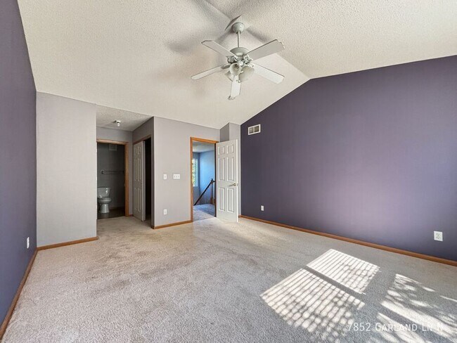 Building Photo - 7852 Garland Ln N