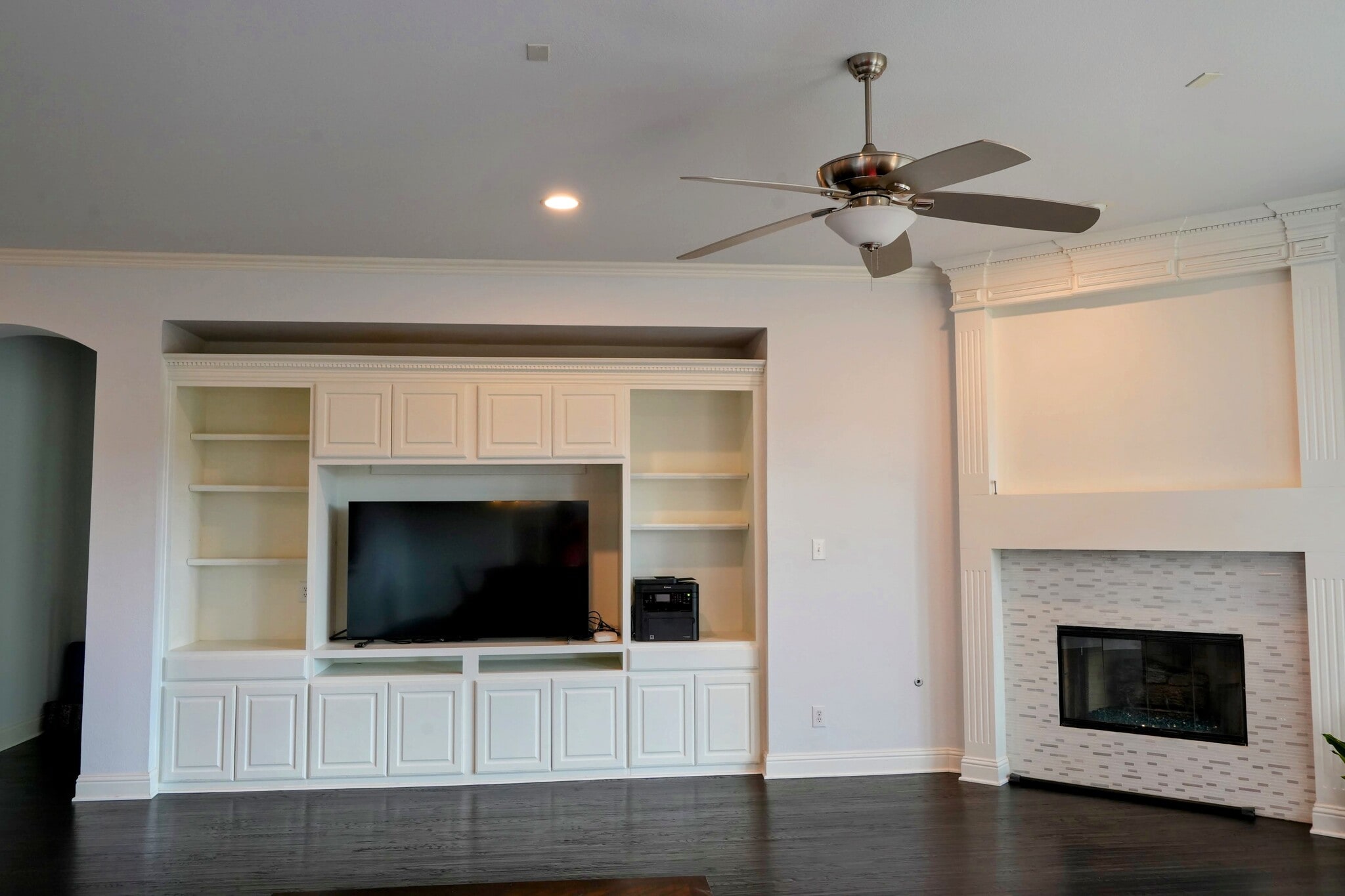 Building Photo - 5836 Sterling Dr