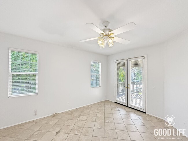 Building Photo - Stylish 2-Bed 2-Bth Home in Irvine with Pool, Jacuzzi, Basketball Court, Balcony & 2 Car Attached...