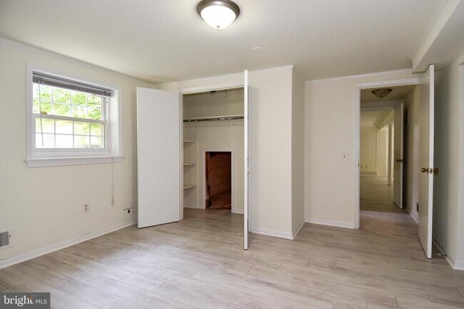 Building Photo - 7513 Sebago Rd