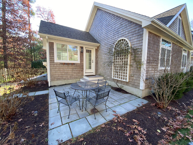 Front Bluestone patio - 48 Paradise Ln