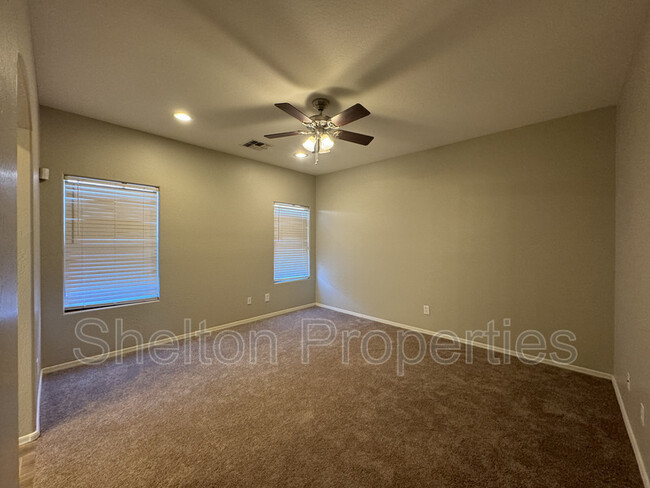 Building Photo - 23769 W La Canada Blvd
