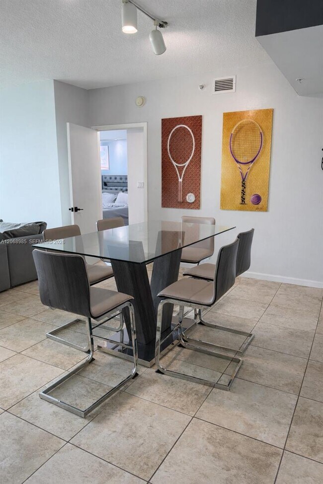 Building Photo - 335 S Biscayne Blvd