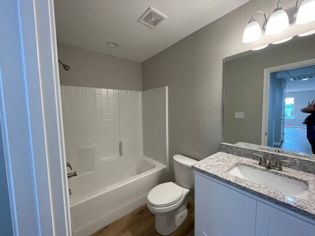 Building Photo - TLC CONDOS