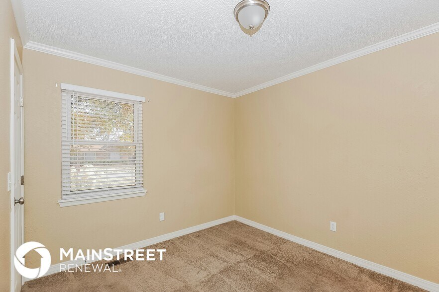 Building Photo - 621 S Willowood Dr